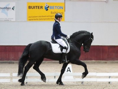Vente en Margot door naar de halve finale Frisian talent Cup